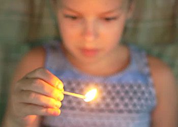 Histoire : La petite fille aux allumettes